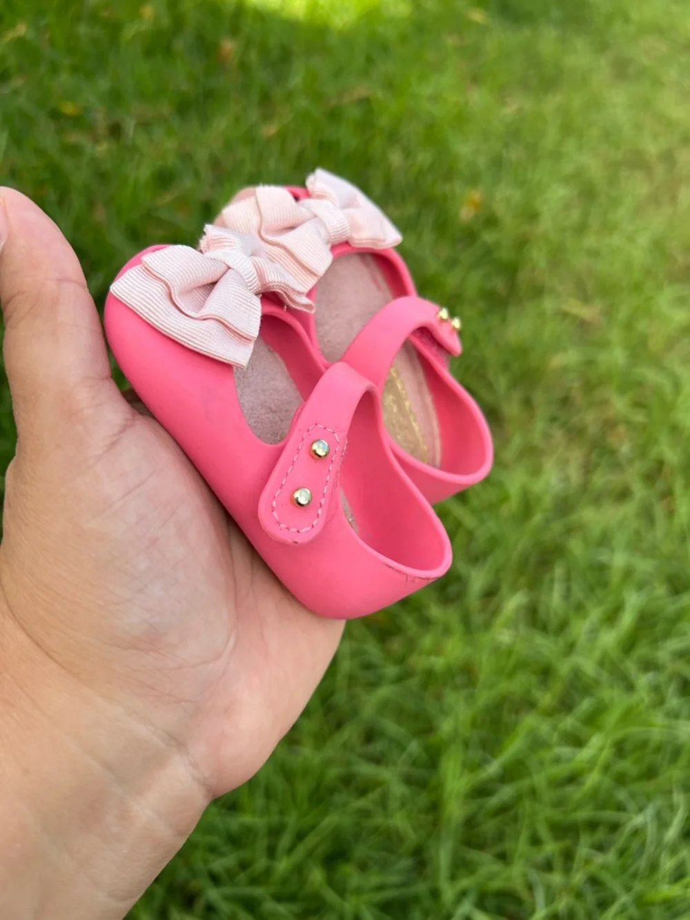 Pink Girls' Bow Mary Jane Shoes - Kids